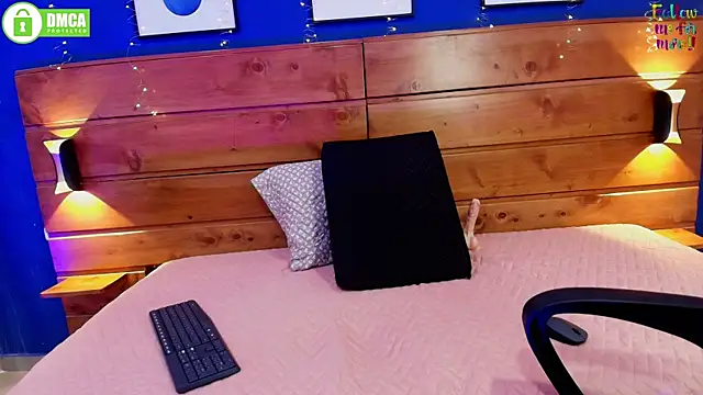 HoneyLeslie: απευθείας συνομιλία ΧΧΧ