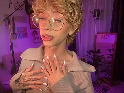 lyamthommpson Adlı Modelin Web Kamerası Şovu