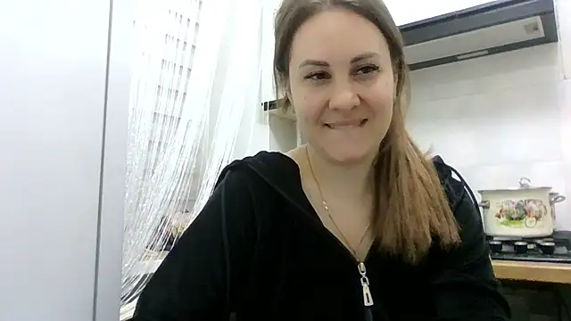 MeadowEyes live XXX chat