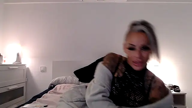 Sophie-Logan-Ink's Webcam Show