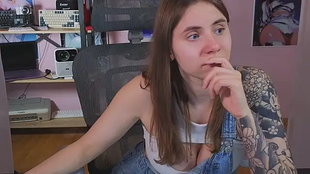 Živý XXX chat _AnnaStark_