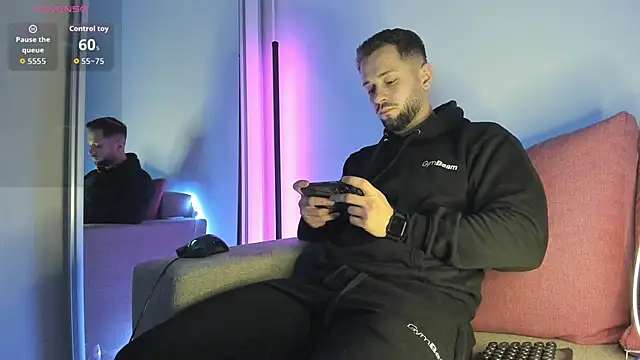 nicholasX1 Chat XXX in diretta