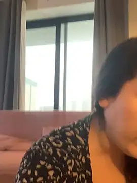 holyeroticss Chat XXX in diretta