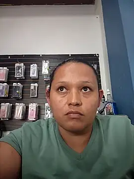 Chicapicante's Live XXX Chat