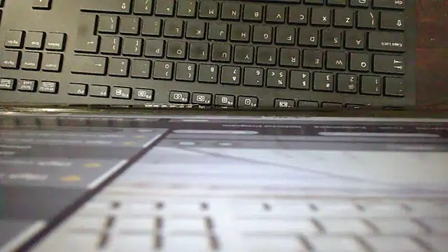 ChubbyBitch26's Live XXX Chat