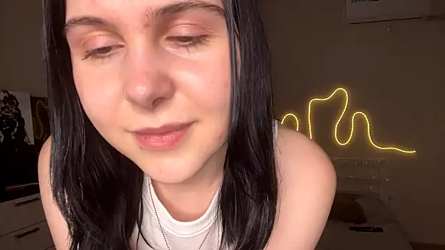 MyraLitterers Chat XXX in diretta