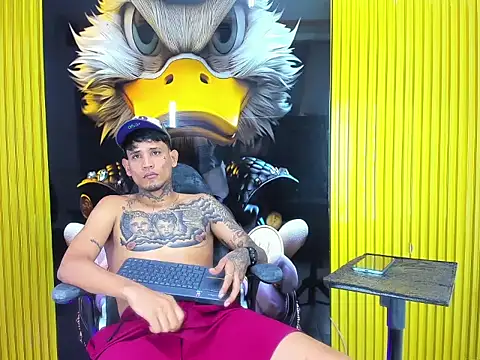 Show de Winsord_Bigcock na webcam
