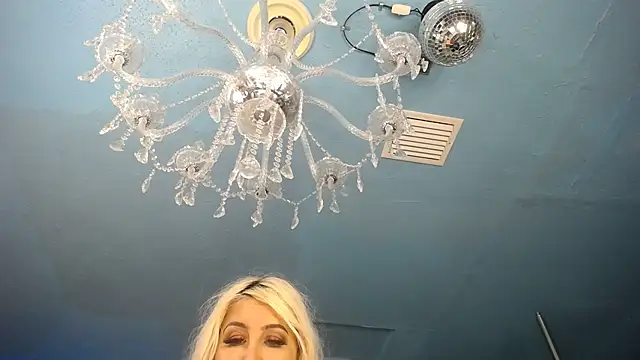 ADRIANNA_FOX Live XXX-Chat