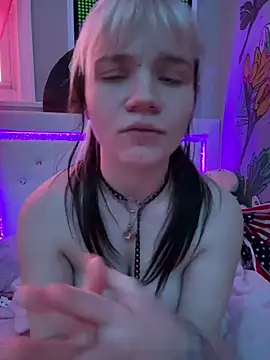 Cutiepiespanks Chat XXX live