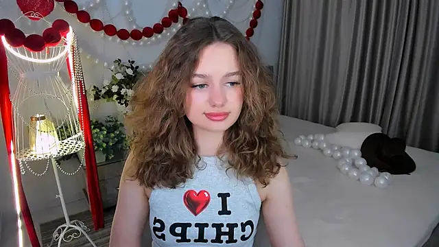 MiracleCurly Webcam show