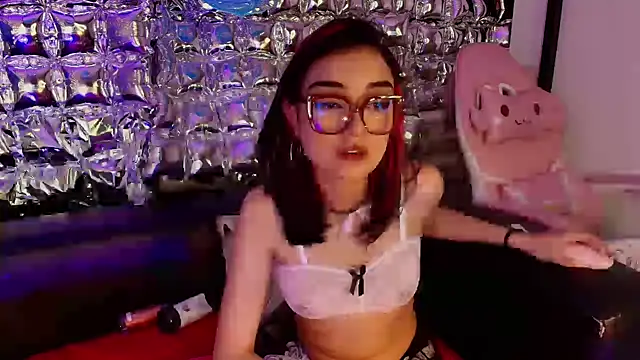 Chat +18 de lala_cherry ao vivo