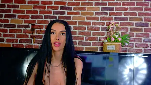 MidnightMuse3 élő XXX-chatje