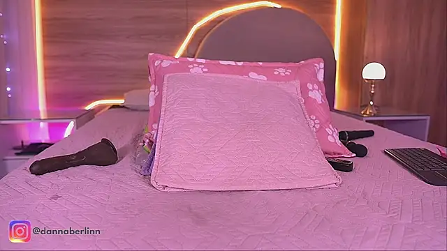 danna_berlin_ Chat XXX in diretta