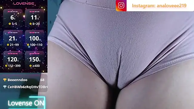 ana_studio's Live XXX Chat