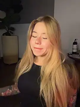 curchez_ Adlı Modelin Canlı XXX Sohbeti