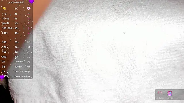 laura-hills18: απευθείας συνομιλία ΧΧΧ