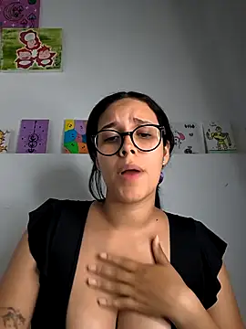 Annya-sweet Show in webcam