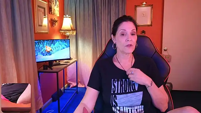 دردشة Jujutopia الجنسية المباشرة