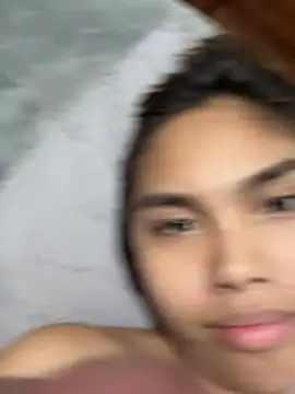 Chat +18 de Alaia_River ao vivo