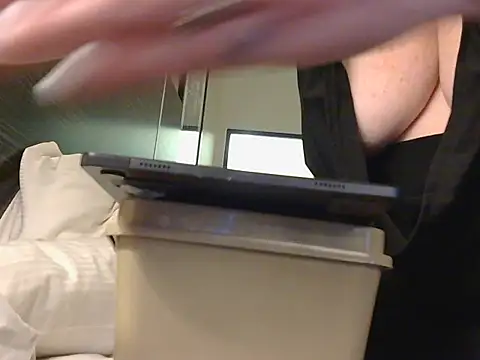 nakedgarbageperson 라이브 XXX 채팅