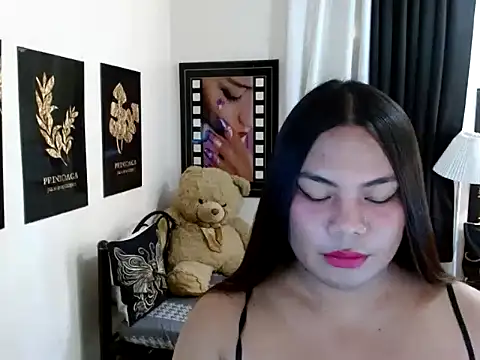 TSbrianaHugeCock webcam show