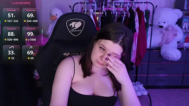 XXX chat uživo modela AmyVibess