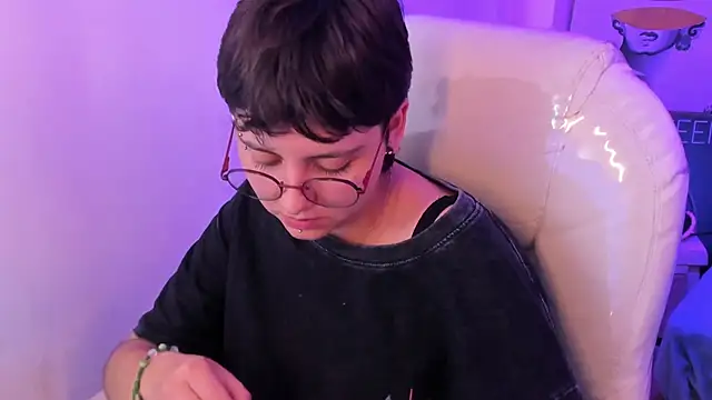 Nathaly_ds élő XXX-chatje