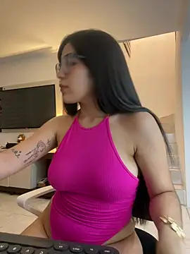 lucymaciel Live XXX-chat