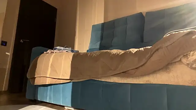 BellyupAlloy Chat XXX live