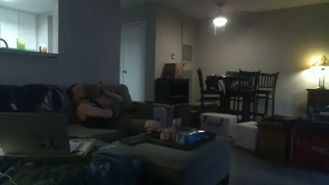 Pokazy przed kamerką – MascChaser4Bear