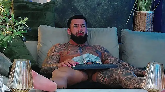 masterkingofmuscleeのウェブカメラショー