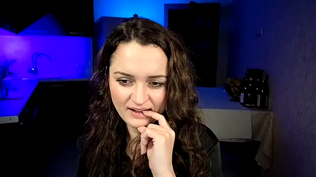 Chatroom XXX en direct de Cerann1