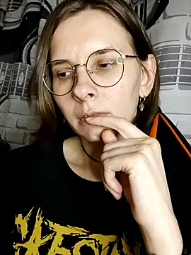 Aashikalaa 现场XXX聊天