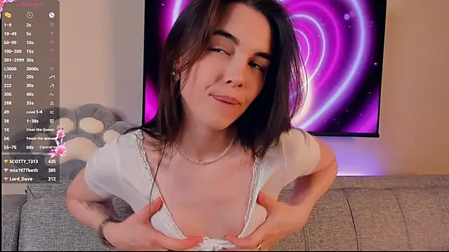 XXX chat uživo modela MirnaTellado