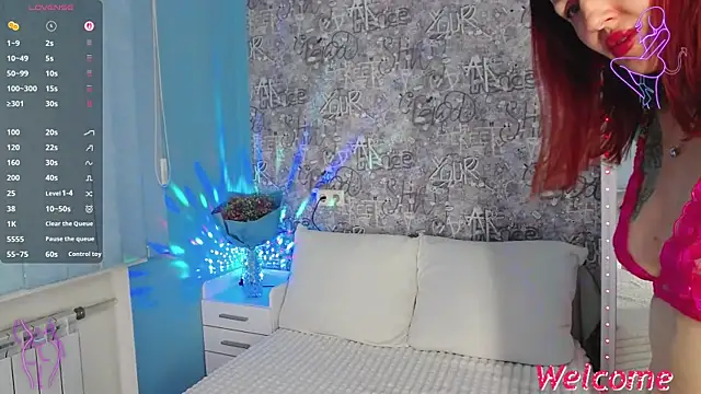 Вебкам-шоу ElisaJane