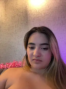 دردشة Antonella_Julieta الجنسية المباشرة