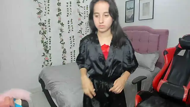 แชท XXX สดของ Antonella_heinz