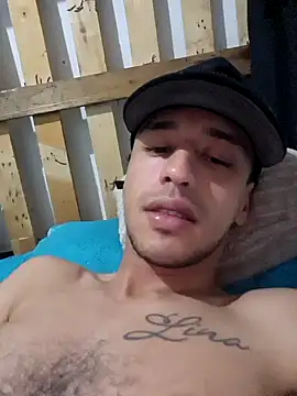 Santi2323xxX's Live XXX Chat