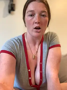 PussiesnCream_'s Live XXX Chat