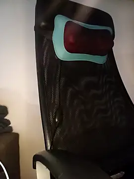 THE_CHEEKY_ALPHAn Live XXX chat