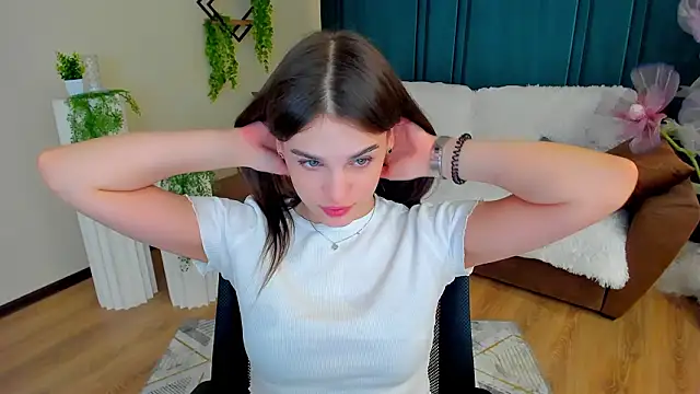 FinalAccord Adlı Modelin Canlı XXX Sohbeti