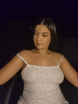 Pretty_Julieta – Live XXX-chat