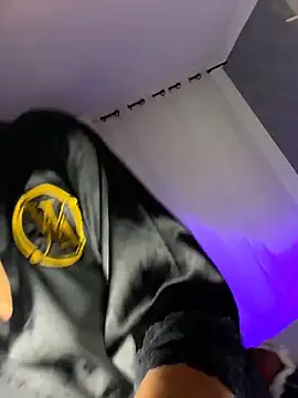 MiilaBlake's Webcam Show