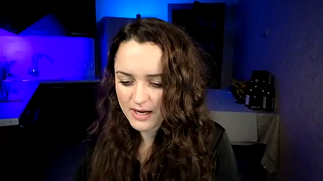 Chat +18 de Cerann1 ao vivo