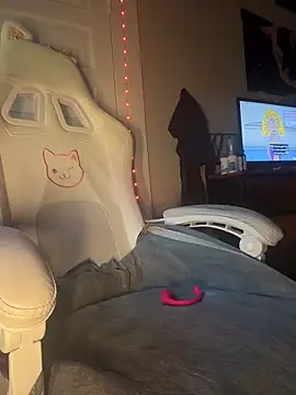 Lunalovesyou8 即時 XXX 聊天