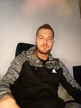 Živý XXX chat THE_CHEEKY_ALPHA