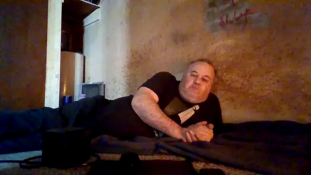 reddragon66: διαδικτυακό σόου στην κάμερα