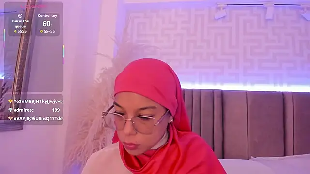 naishaa_'s Live XXX Chat