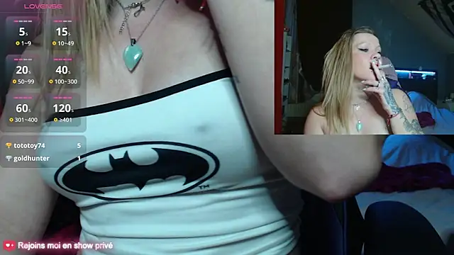 AnnaFalconeX Chat XXX in diretta