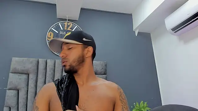 عرض كام Robin_Rief